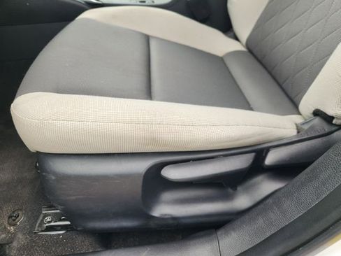 Used 2023 Toyota Corolla LE FWD image 23