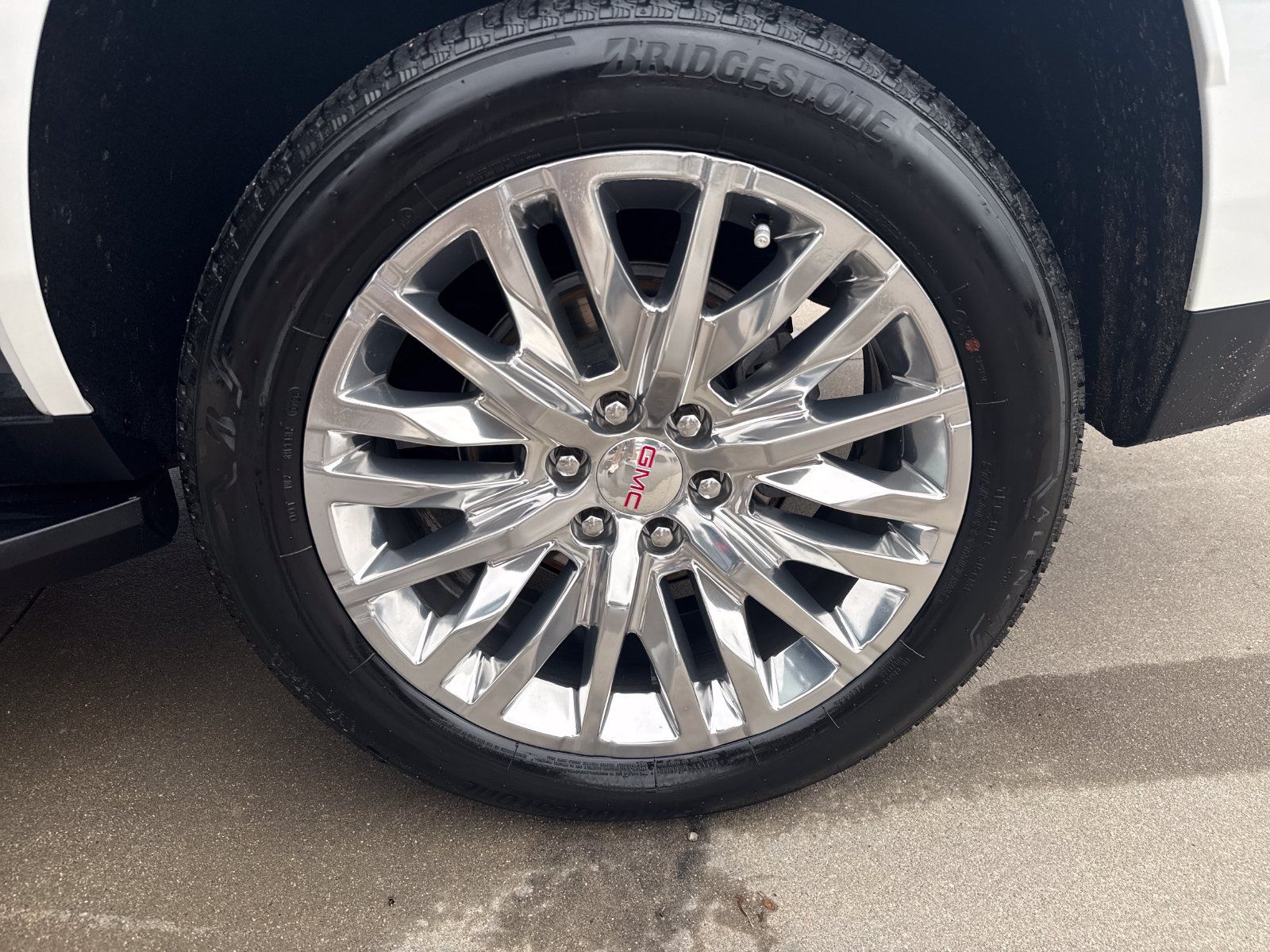 Used 2022 GMC Yukon Denali AWD/4WD image 26