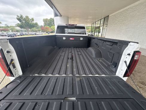 Used 2025 GMC Sierra 3500 Denali w/ Denali Reserve Package AWD/4WD image 27
