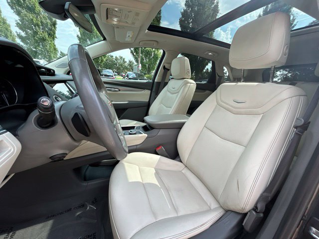 Used 2022 Cadillac XT5 Premium Luxury AWD/4WD image 11