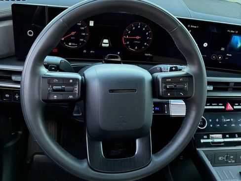 Used 2024 Hyundai Santa Fe Calligraphy image 29