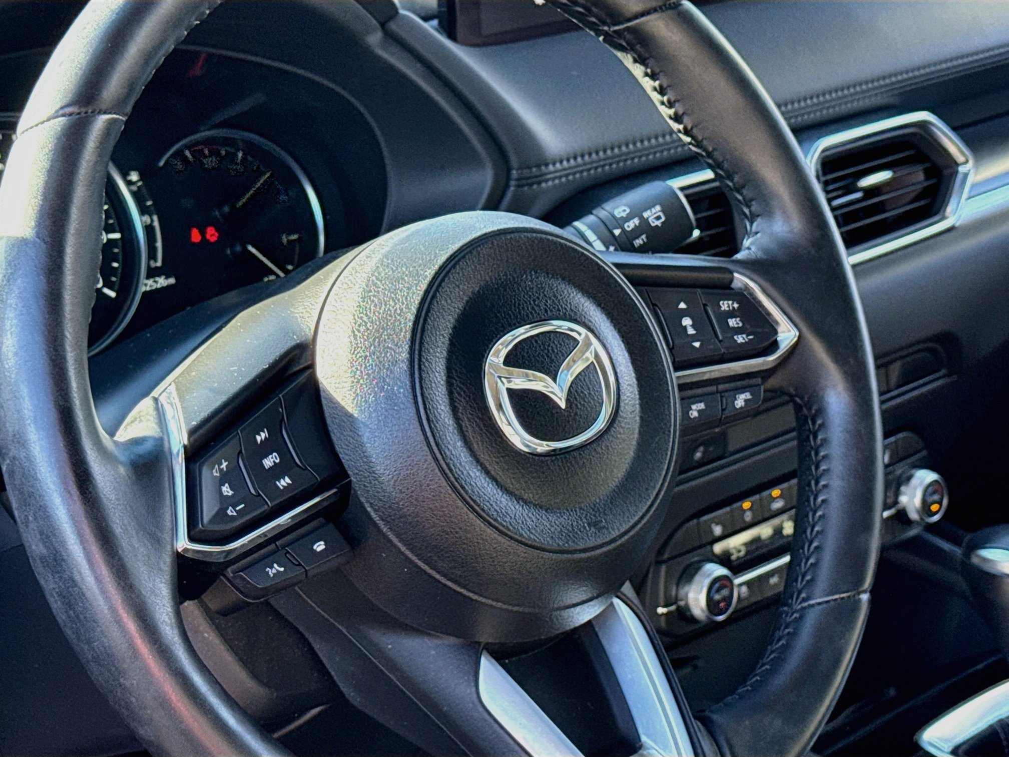 Used 2024 MAZDA CX-5 AWD 2.5 S w/ Premium Plus Pkg image 13