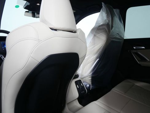 New 2025 BMW X1 xDrive28i image 17