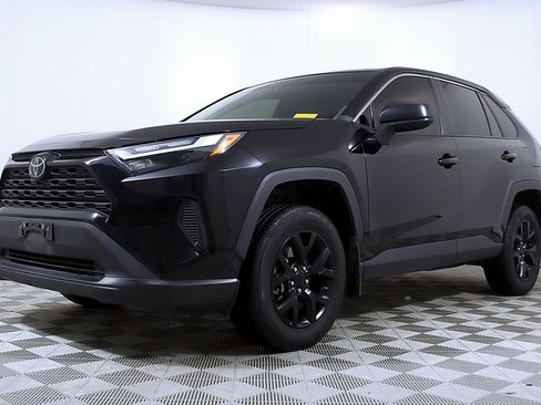 Used 2024 Toyota RAV4 LE image 2