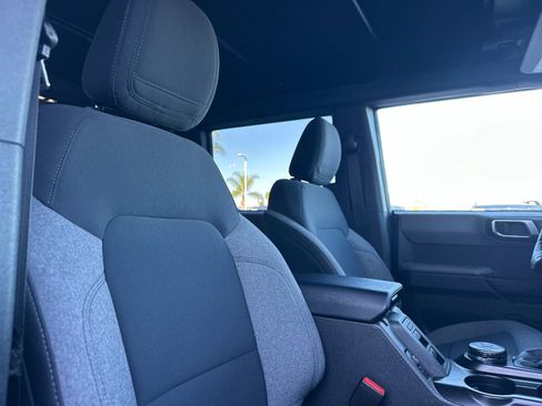 Used 2021 Ford Bronco Big Bend image 18