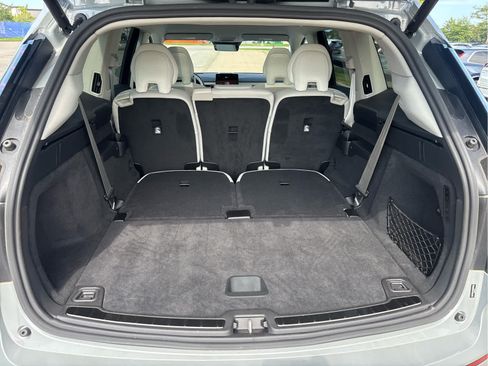 Used 2025 Volvo EX90 Ultra AWD/4WD image 12
