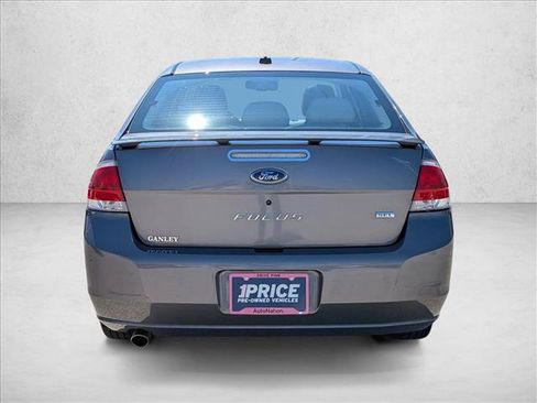 Used 2009 Ford Focus SEL FWD image 6