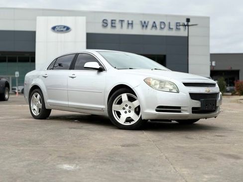 Used 2009 Chevrolet Malibu LT w/ HFV6 Engine Package image 1
