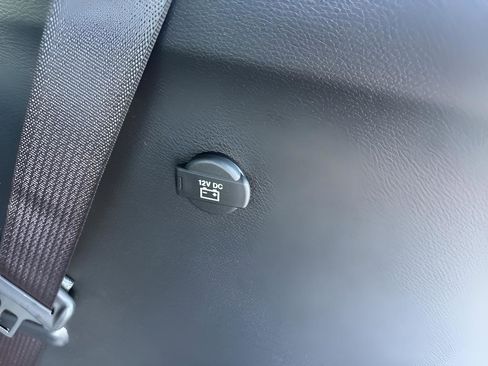 New 2026 Chrysler Pacifica Select image 37