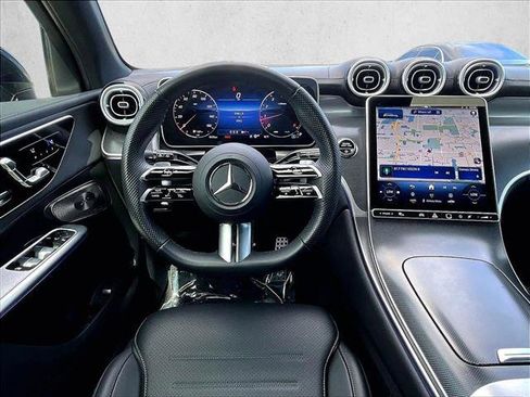 Used 2026 Mercedes-Benz GLC 300 image 7