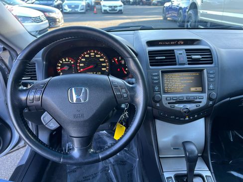 Used 2006 Honda Accord EX-L image 25