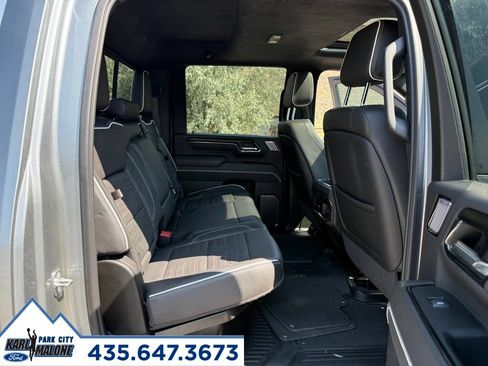 Used 2024 GMC Sierra 2500 AT4X AWD/4WD image 34