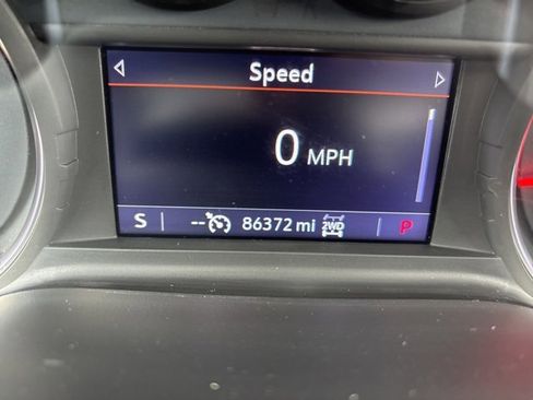 Used 2021 Chevrolet Silverado 3500 LTZ w/ LTZ Convenience Package image 33