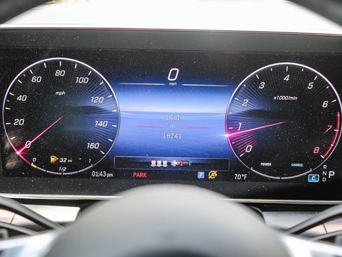 Certified 2024 Mercedes-Benz GLC 300 image 21