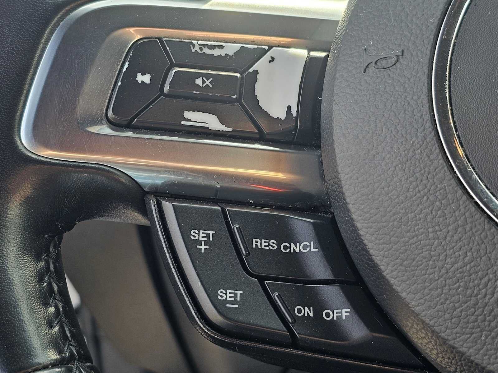 Used 2020 Ford Mustang GT RWD image 28