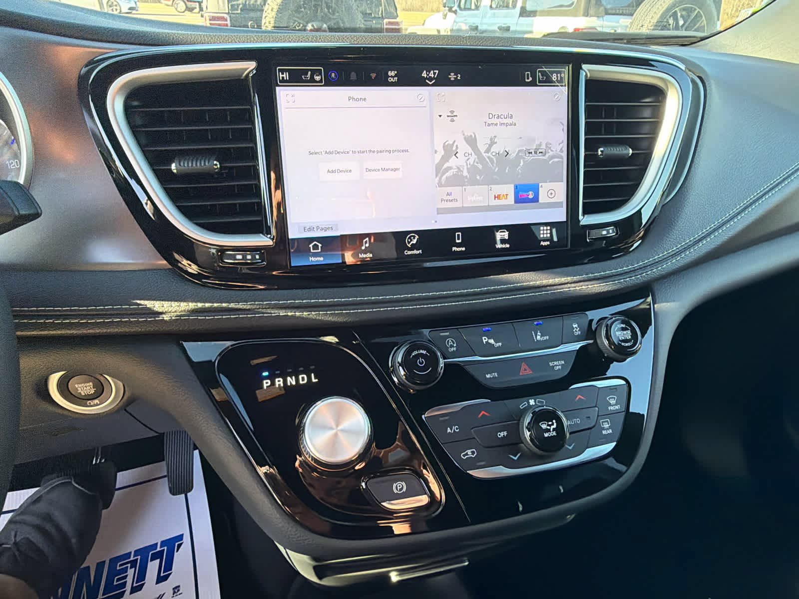 New 2026 Chrysler Pacifica Select FWD image 20