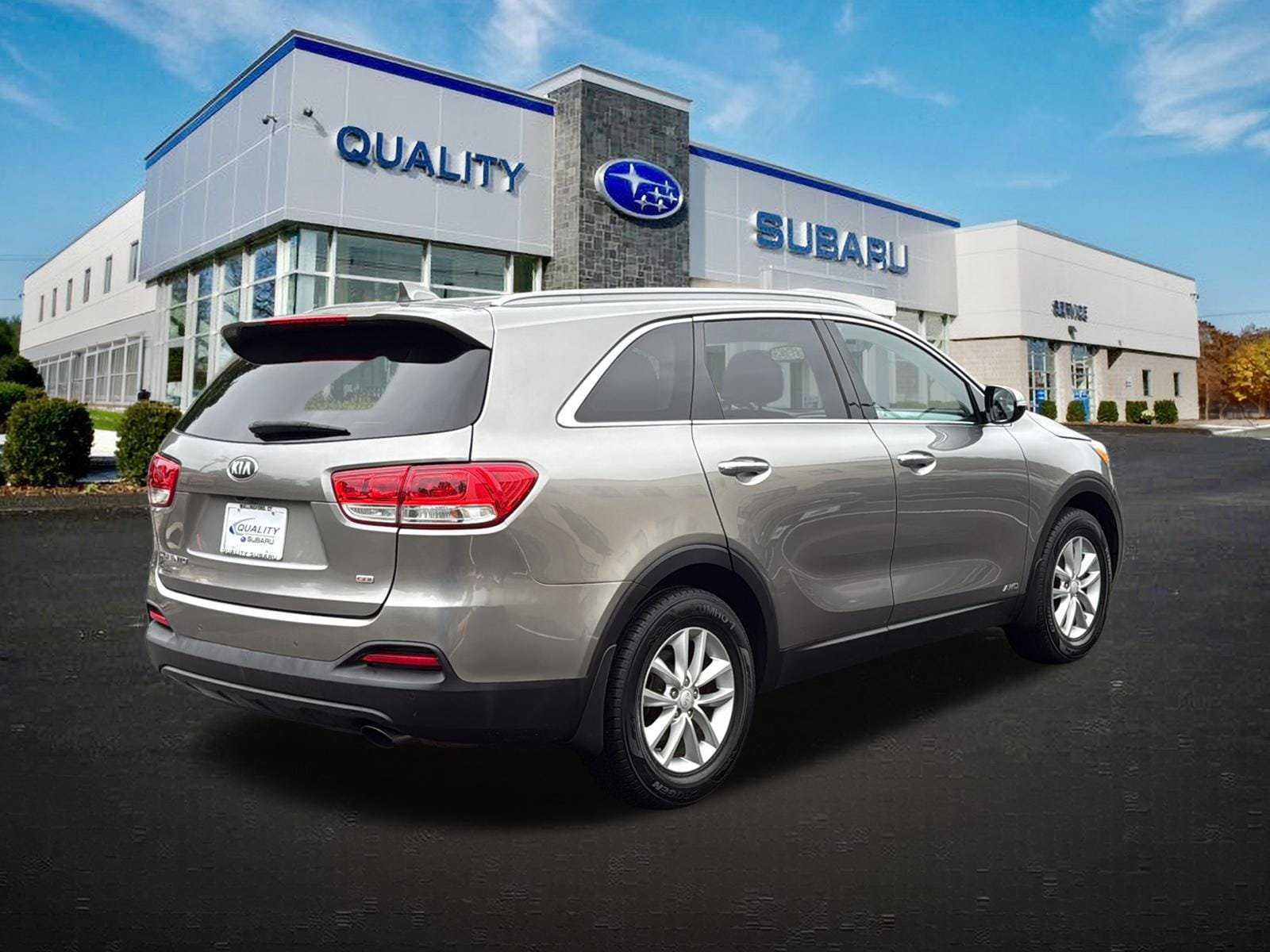 Used 2018 Kia Sorento AWD image 4