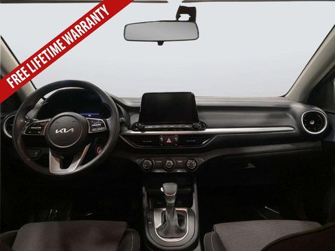 Used 2024 Kia Forte LXS FWD image 19
