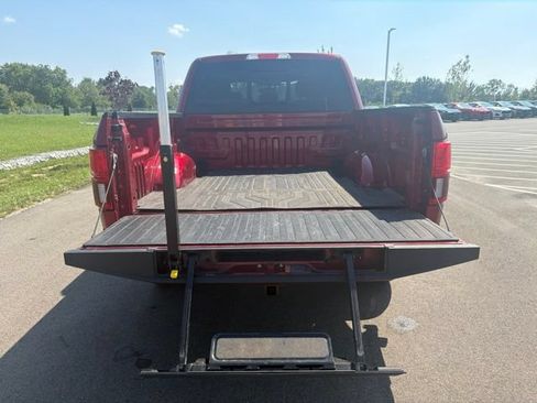 Used 2018 Ford F150 Lariat w/ Equipment Group 502A Luxury AWD/4WD image 13