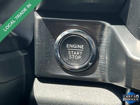 Used 2025 Ford F250 Lariat w/ Chrome Package AWD/4WD image 32
