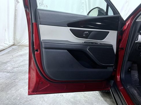 Used 2024 Lincoln Nautilus Reserve image 10