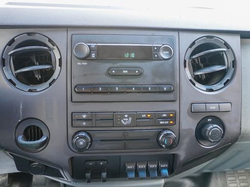 Used 2011 Ford F350 XL image 28