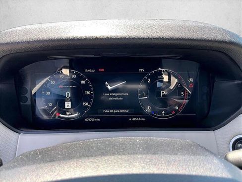Used 2018 Land Rover Range Rover Velar R-Dynamic SE AWD/4WD image 22