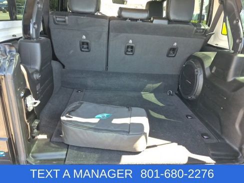 Used 2023 Jeep Wrangler Unlimited Sahara w/ Cold Weather Group AWD/4WD image 10