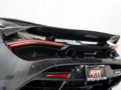 Used 2020 McLaren 720S Spider RWD image 12