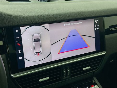 Certified 2023 Porsche Cayenne image 20