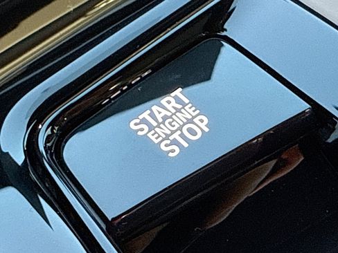 New 2026 BMW 530i w/ Executive Package image 38