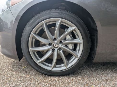 New 2025 Alfa Romeo Giulia AWD w/ Driving Assist Package image 10