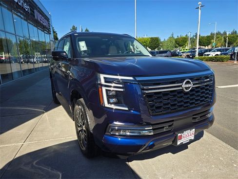 New 2025 Nissan Armada Platinum image 3