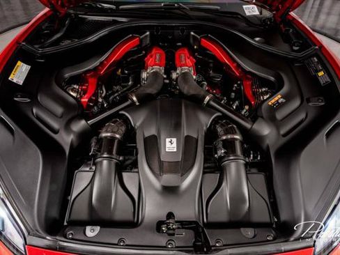 Used 2022 Ferrari Portofino M RWD image 7