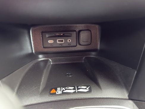 Certified 2022 Chevrolet Equinox Premier image 20