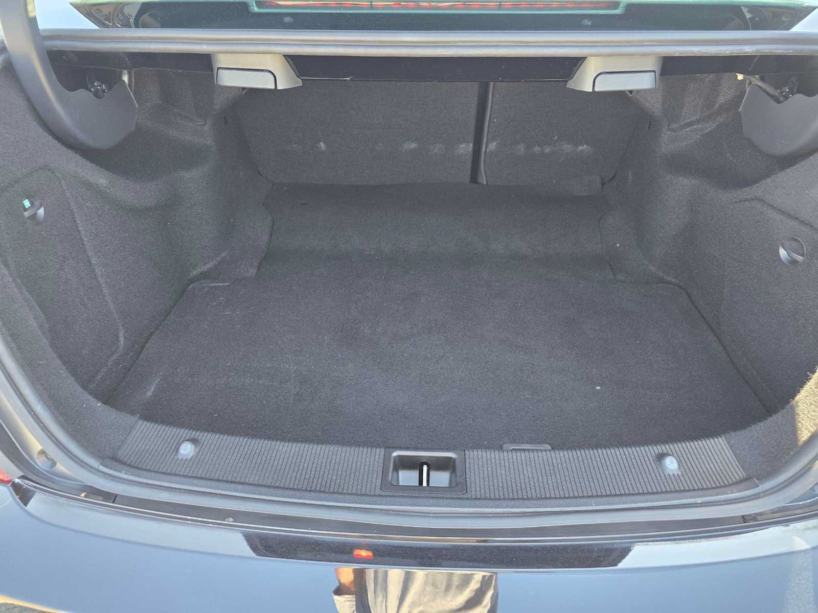 Used 2014 Mercedes-Benz C 300 4MATIC Sedan image 15