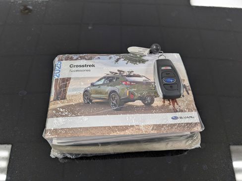 New 2025 Subaru Crosstrek 2.5i Limited image 6
