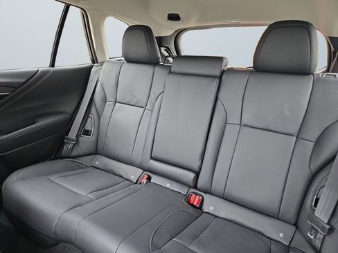 Certified 2025 Subaru Outback Limited image 13