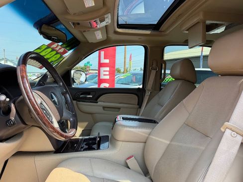 Used 2010 GMC Yukon Denali image 17