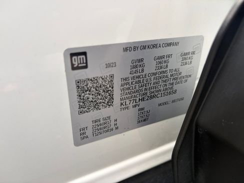 Used 2024 Chevrolet Trax LT w/ Driver Confidence Package image 33