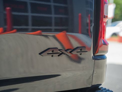 New 2026 RAM 1500 Laramie AWD/4WD image 8
