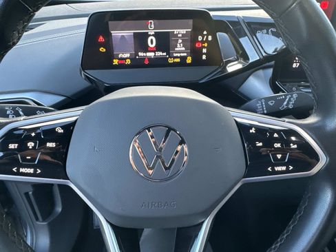 Used 2023 Volkswagen ID.4 Pro image 13