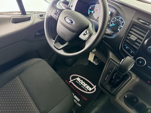 Used 2025 Ford Transit 250 Low Roof w/ Exterior Upgrade Package RWD image 31