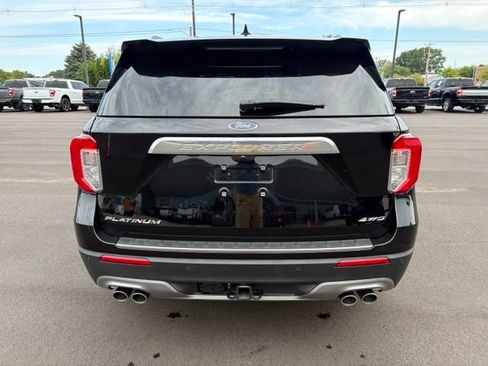 Certified 2023 Ford Explorer Platinum w/ Technology Package AWD/4WD image 7