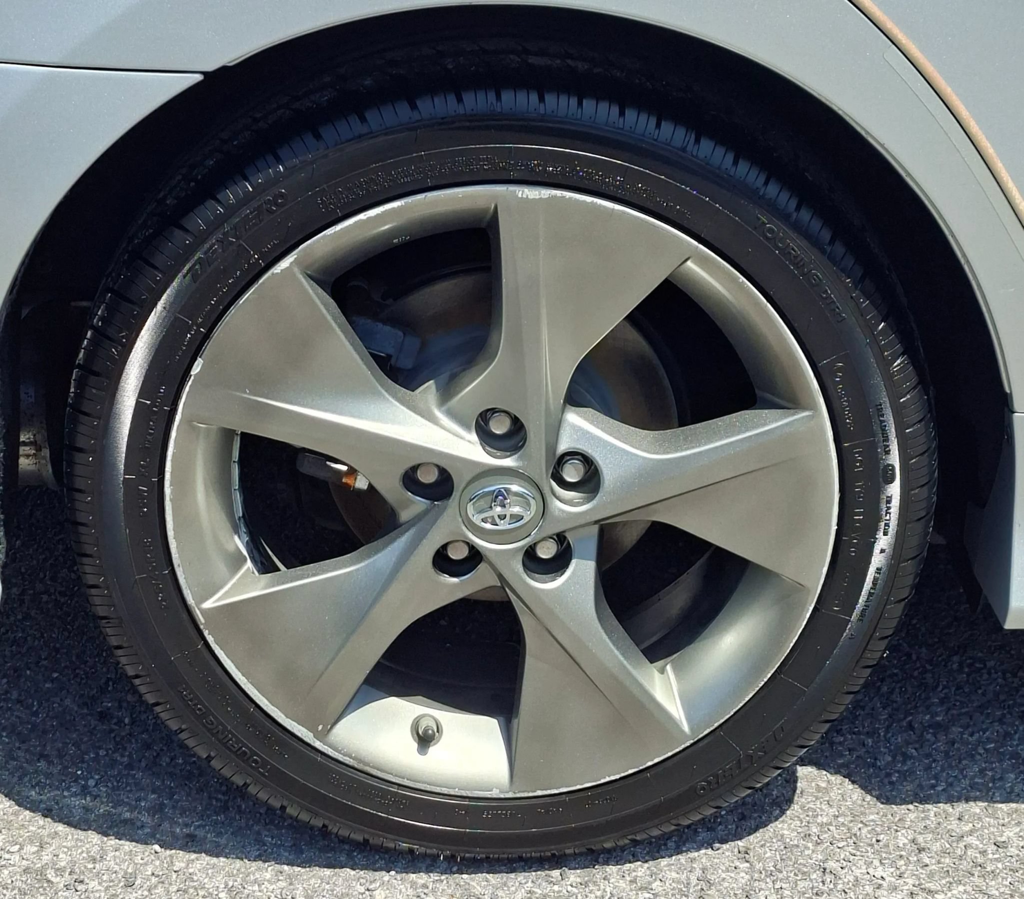 Used 2014 Toyota Camry SE FWD image 32