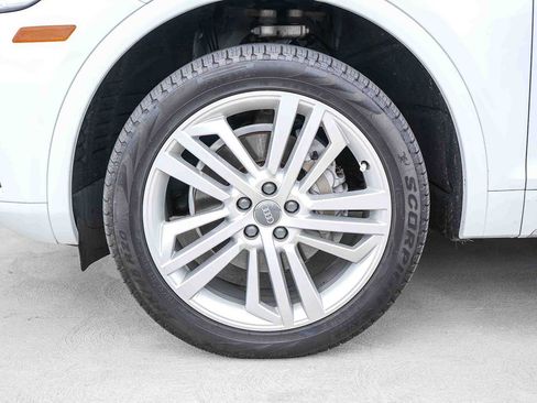 Used 2020 Audi Q5 2.0T Premium Plus w/ Premium Plus Package AWD/4WD image 14