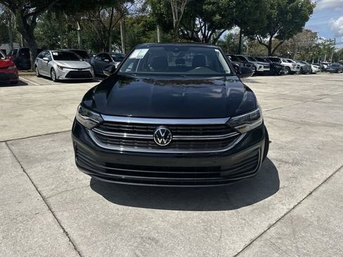 Used 2024 Volkswagen Jetta SE FWD image 20