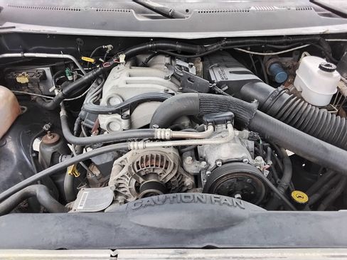 Used 2001 Dodge Ram 3500 Truck 2WD Regular Cab image 28