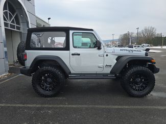 Used 2024 Jeep Wrangler Sport video 2