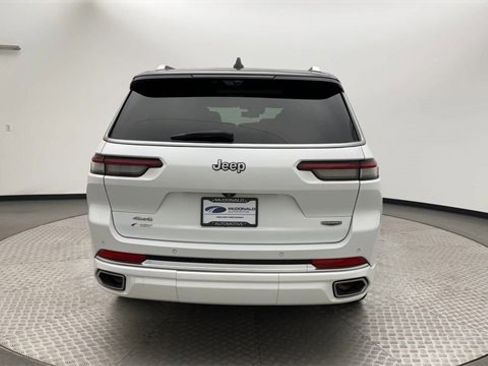 Used 2023 Jeep Grand Cherokee L Summit w/ Advanced Protech Group IV image 3